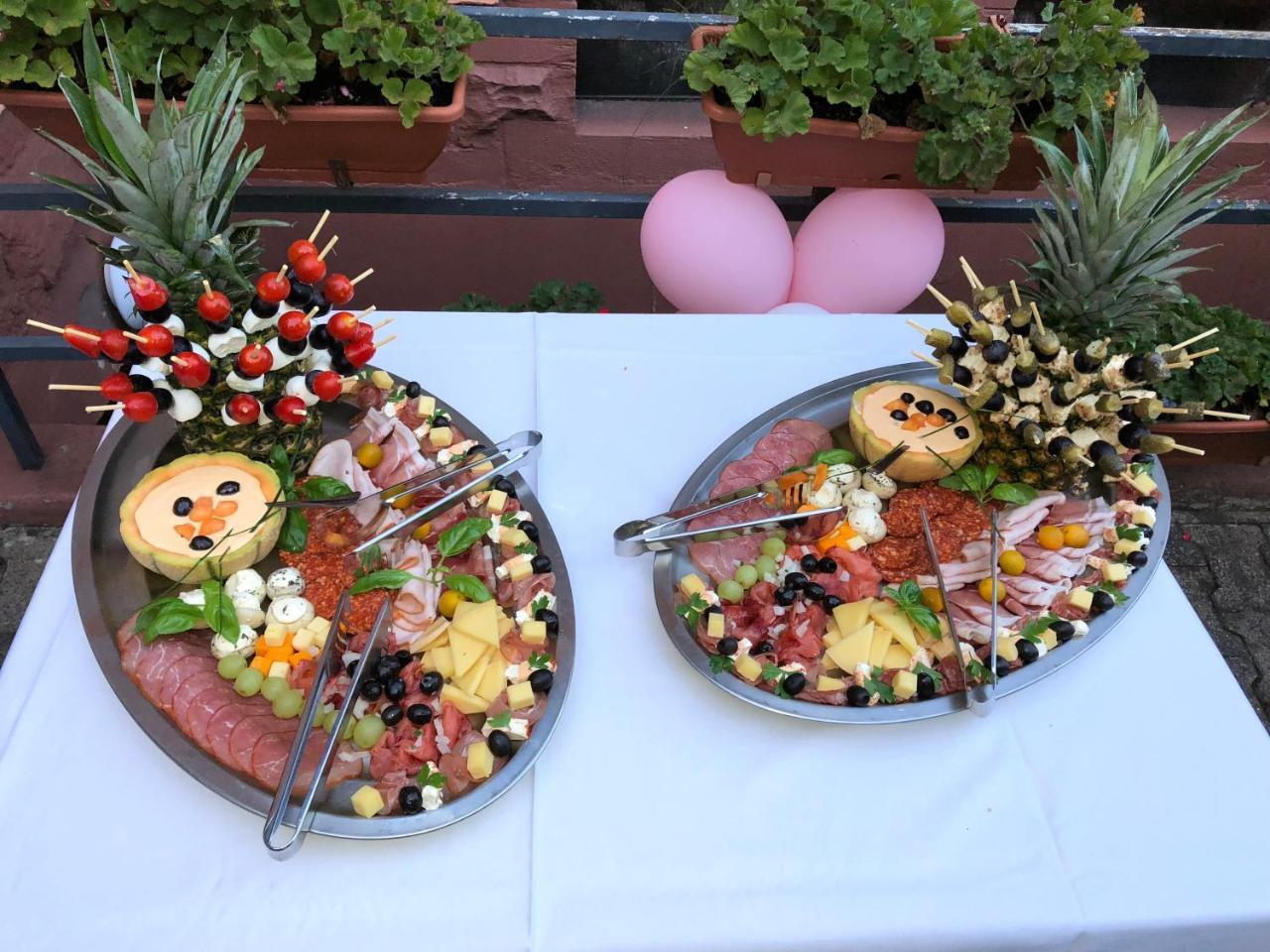Hotel Restaurant Balkan Trier Exterior foto